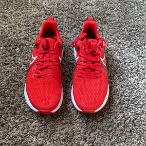 Only worn 4 or 5 times. Will clean before shipping